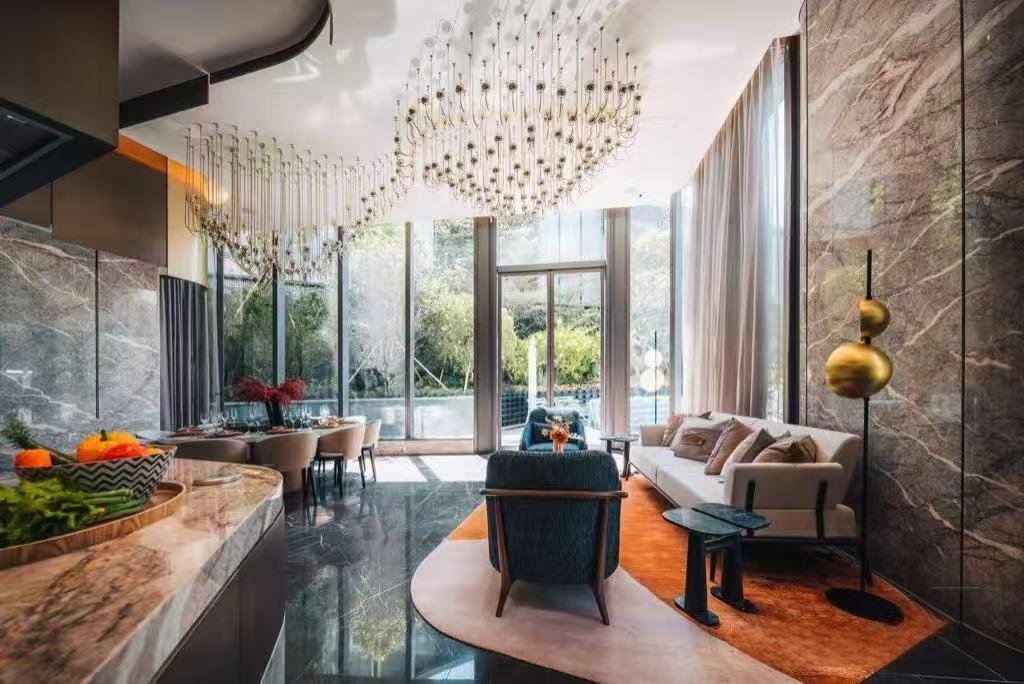 The Henley 教育配套